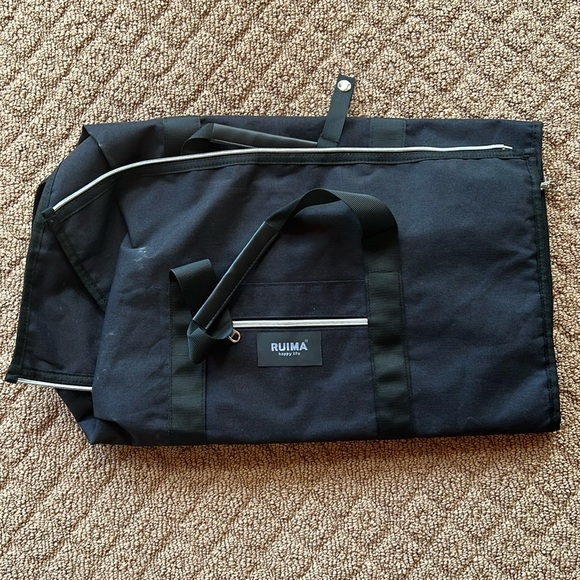 Suit duffel bag - Picture 1 of 3
